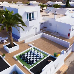 https://apartamentos-anjomacar-i.in-canary-islands.com