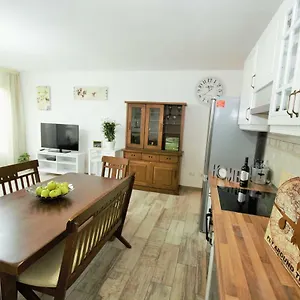 https://casa-maria-el-medano-tenerife.tenerifehoteles.net