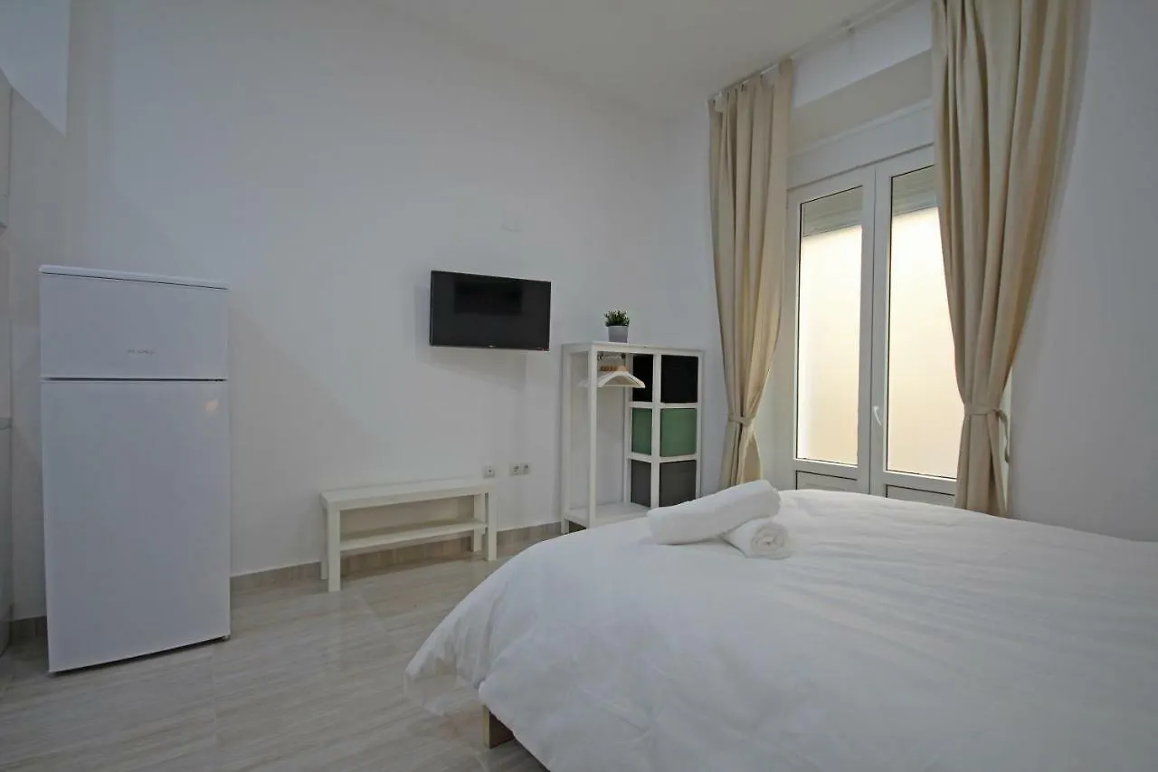 Esparteros 6, Estudios Malaga 0*,  Spain